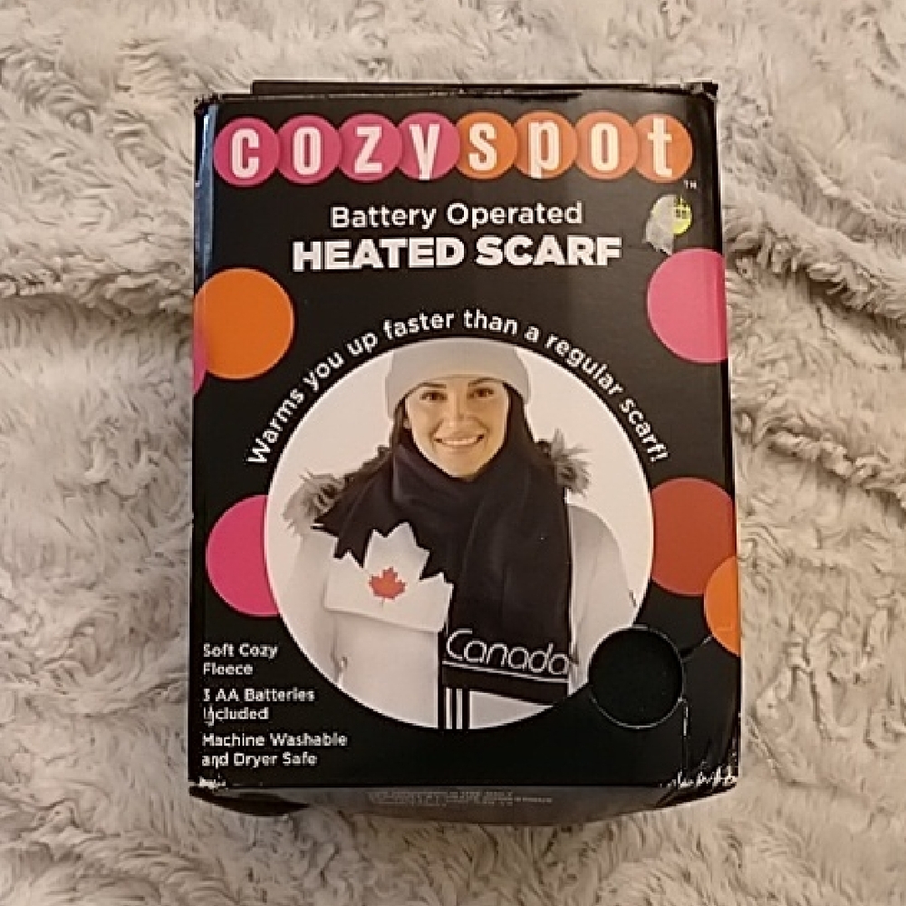 CozySpot 2017 Canada Battery Operated Heated Scarf NIB